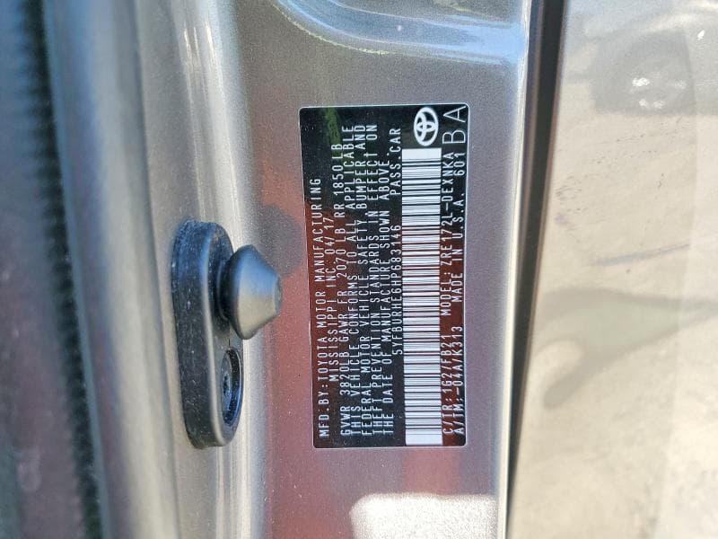 2017 TOYOTA COROLLA LE 12