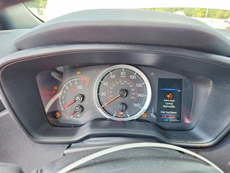 2022 TOYOTA COROLLA SE 9