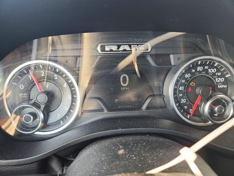 2019 RAM 1500 LARAMIE 9