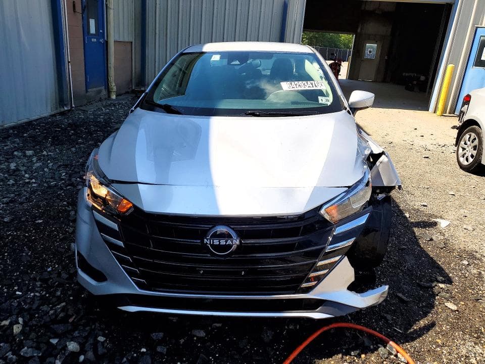 2024 NISSAN VERSA SV 5