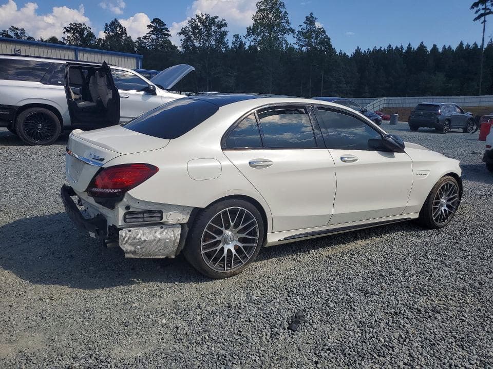 2021 MERCEDES-BENZ C 63 AMG-S 3
