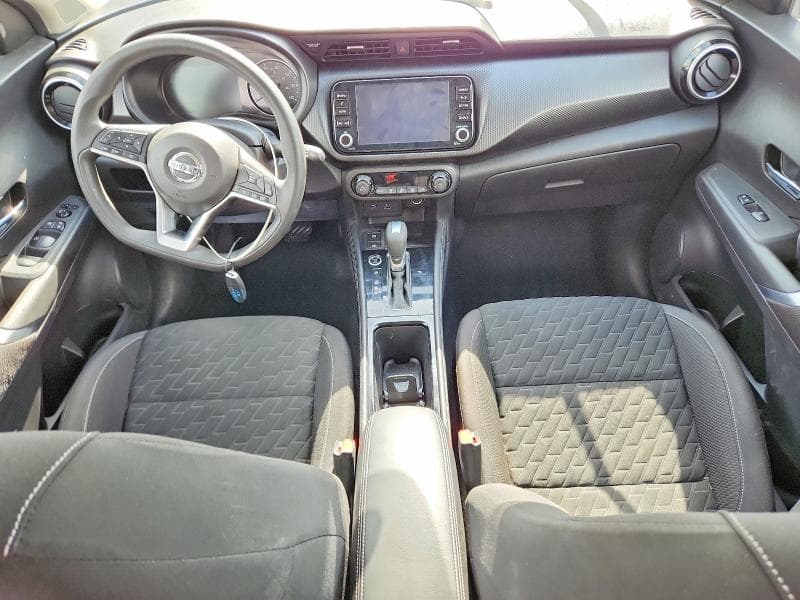 2021 NISSAN KICKS SV 8