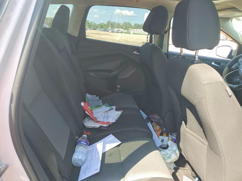 2017 FORD ESCAPE SE 11