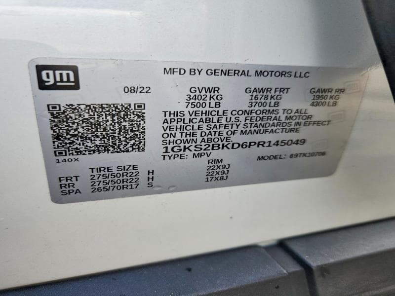 2023 GMC YUKON SLT 14