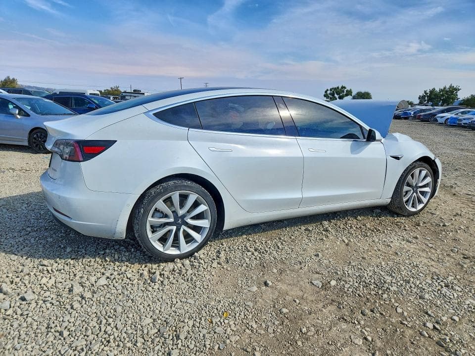 2020 TESLA MODEL 3 3