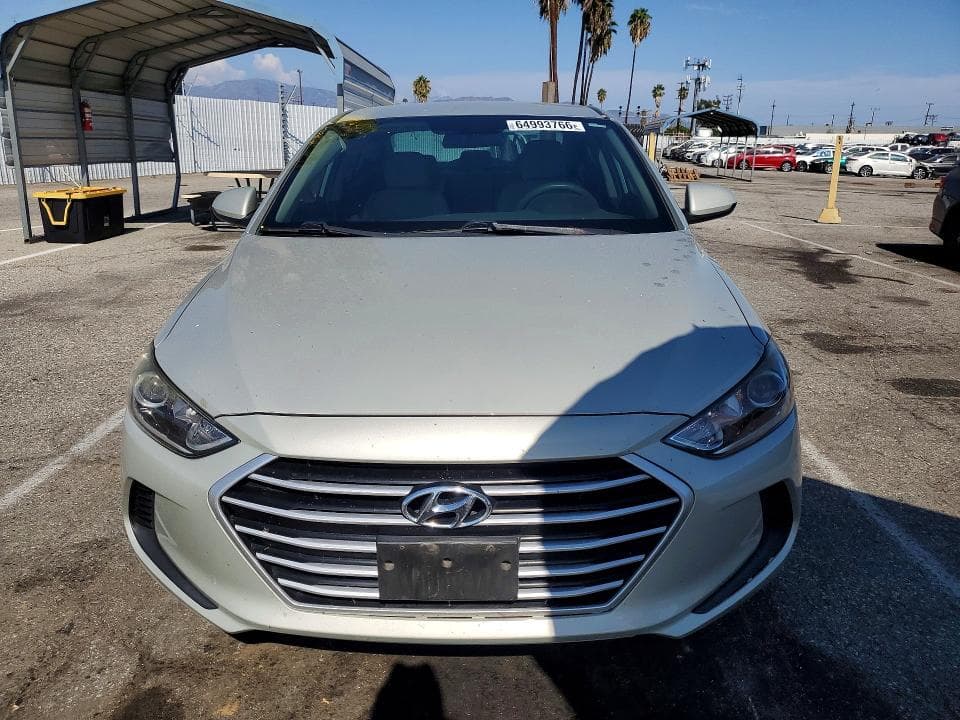2017 HYUNDAI ELANTRA SE 5