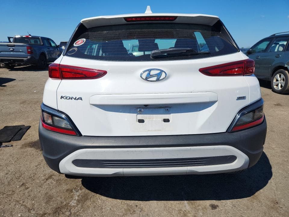 2022 HYUNDAI KONA SE 6