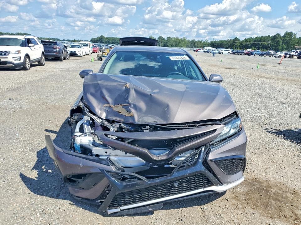 2024 TOYOTA CAMRY XSE 5