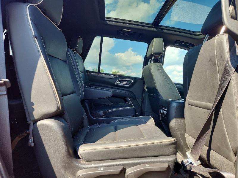 2022 GMC YUKON SLT 11