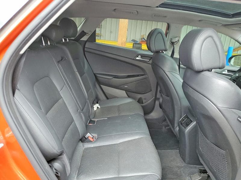 2017 HYUNDAI TUCSON LIMITED 10