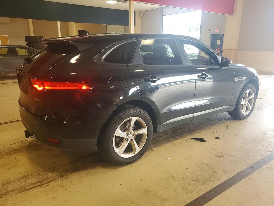 2017 JAGUAR F-PACE PREMIUM 3
