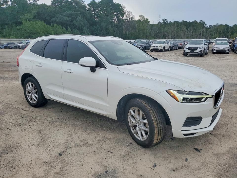 2020 VOLVO XC60 T5 MOMENTUM 4
