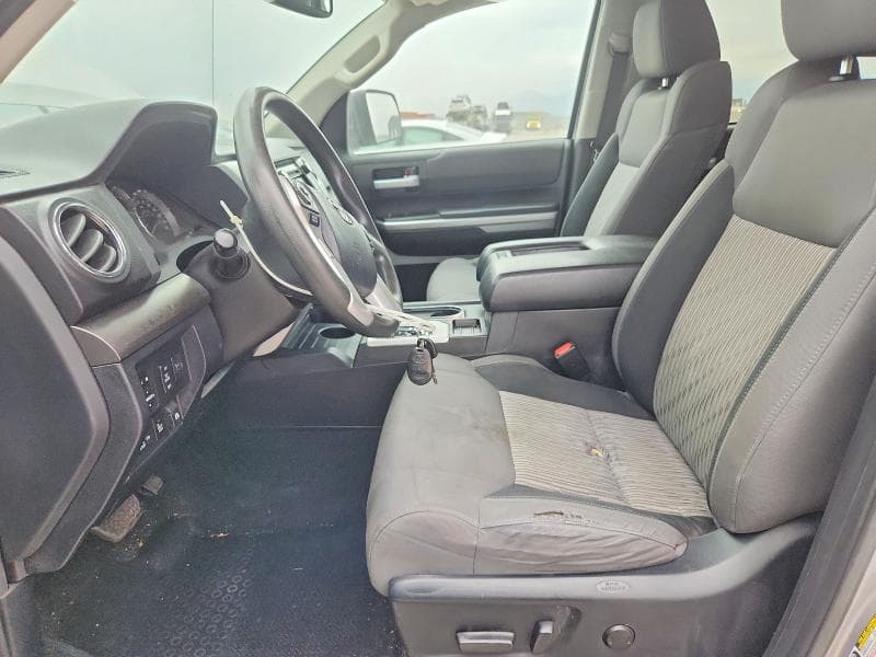 2017 TOYOTA TUNDRA SR5 7