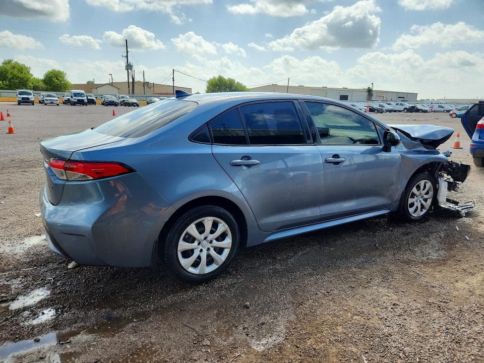 2021 TOYOTA COROLLA LE 3
