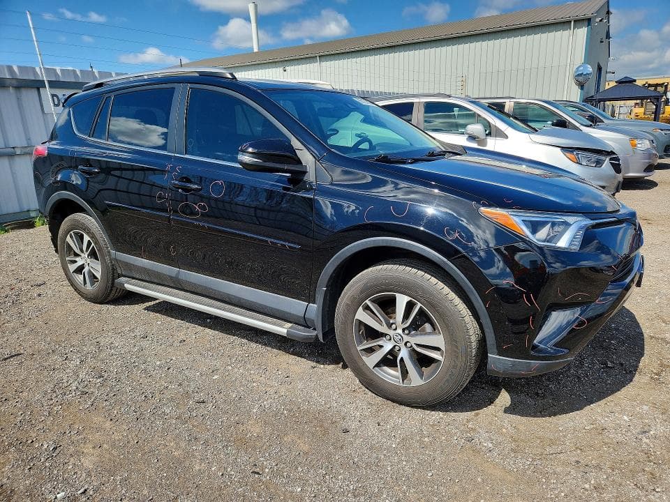 2018 TOYOTA RAV4 LE 4