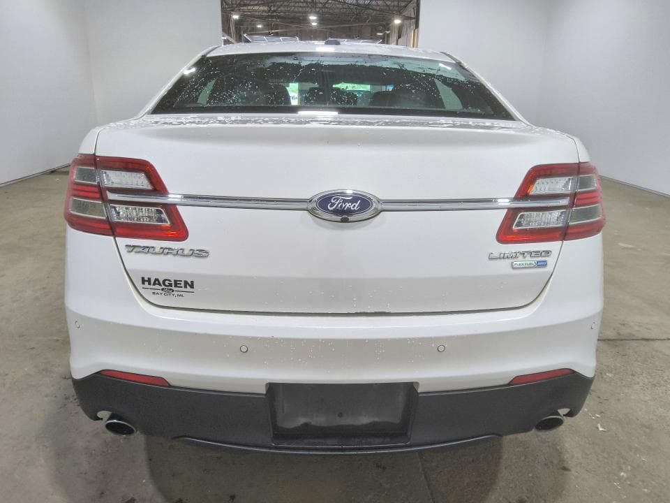 2018 FORD TAURUS LIMITED 6