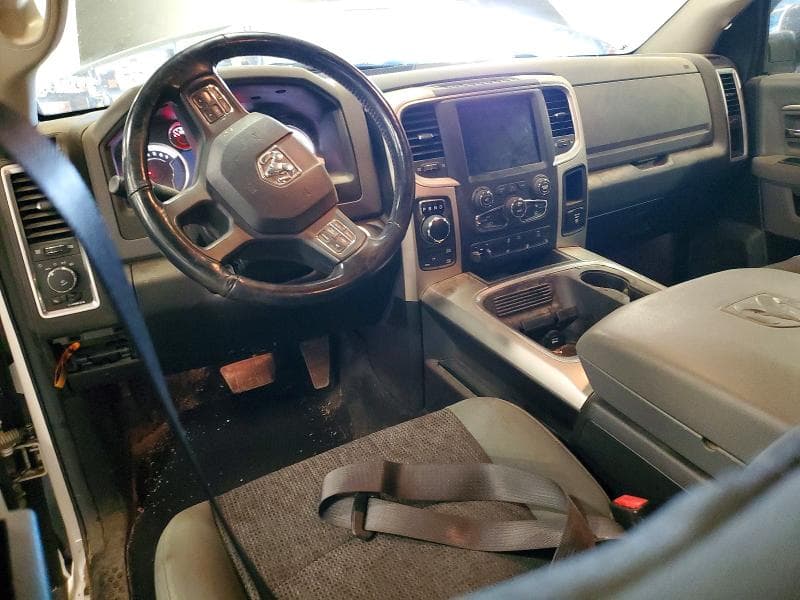 2019 RAM 1500 CLASSIC SLT 8