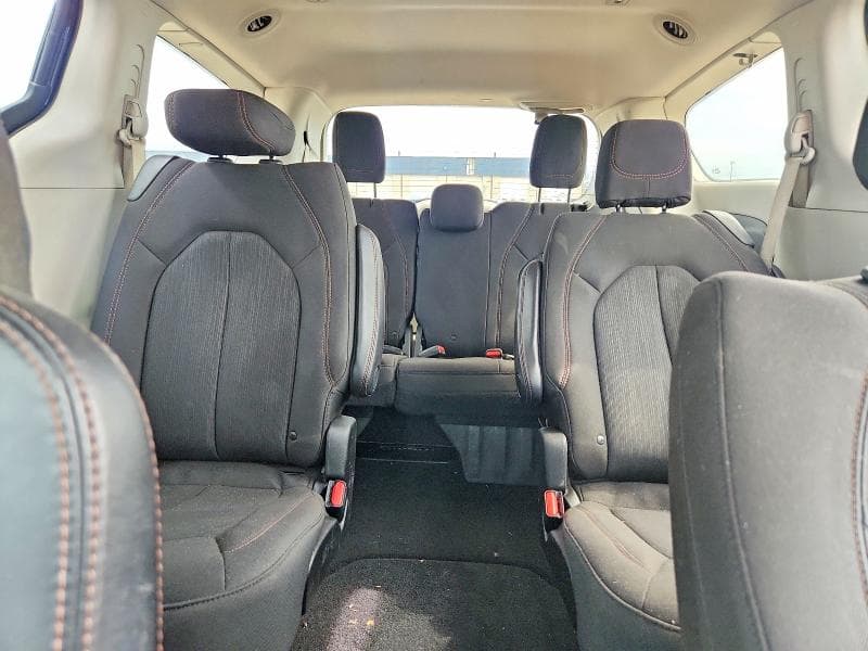 2019 CHRYSLER PACIFICA TOURING PLUS 10