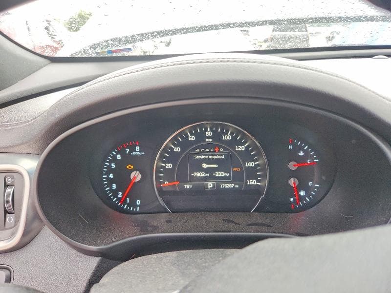 2017 KIA SORENTO SX LIMITED V6 9