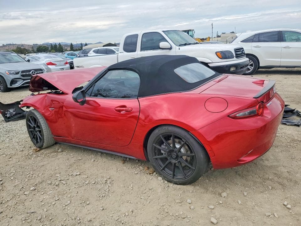 2017 MAZDA MX-5 MIATA CLUB 2