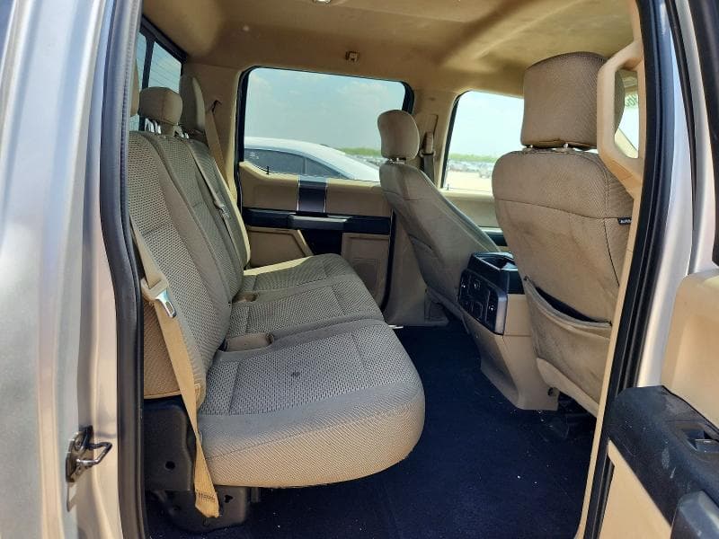 2017 FORD F150 SUPERCREW 10