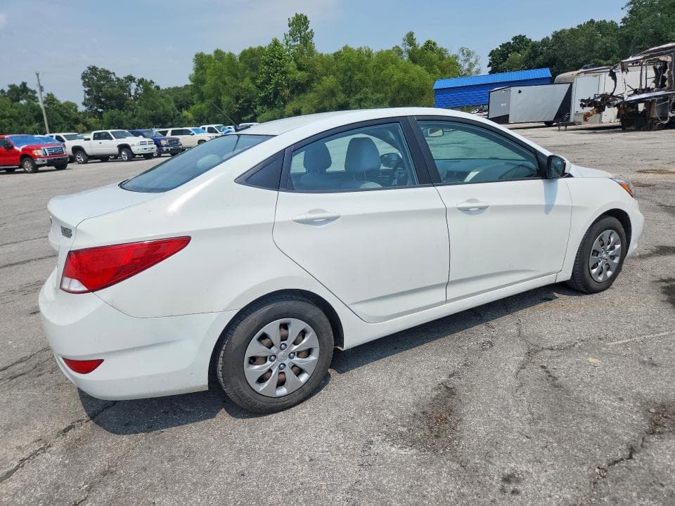 2017 HYUNDAI ACCENT SE 3
