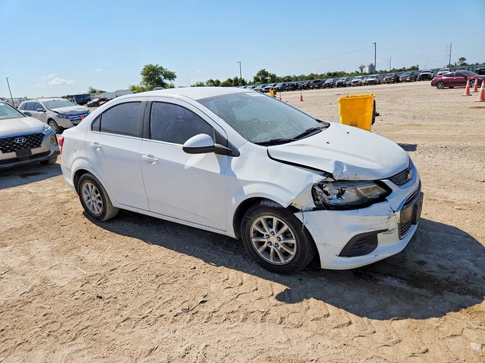 2019 CHEVROLET SONIC LT 4
