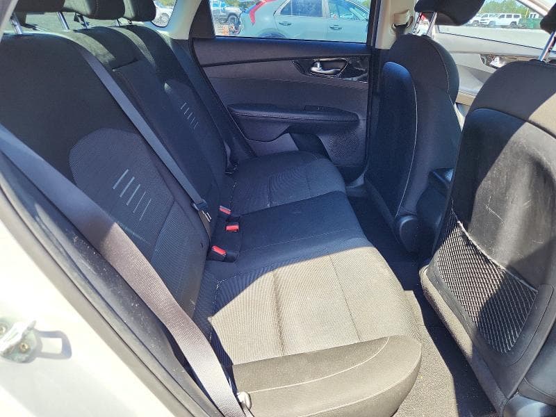 2019 KIA FORTE S 10