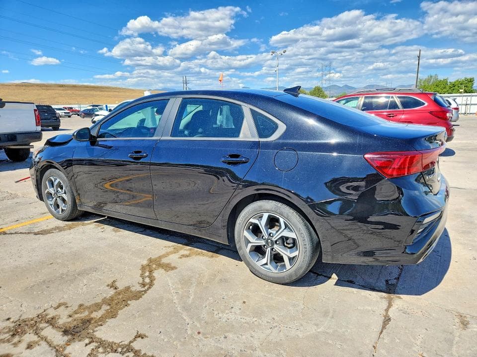 2021 KIA FORTE LXS 2