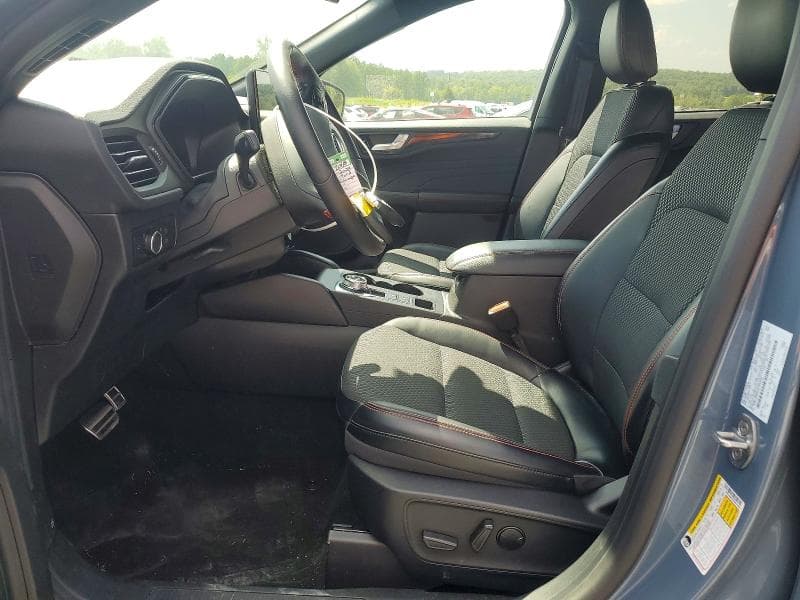 2024 FORD ESCAPE ST LINE 7