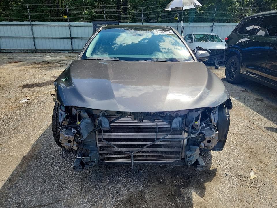 2018 TOYOTA CAMRY XLE 5