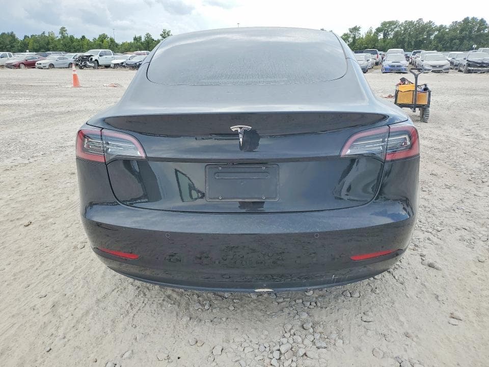 2021 TESLA MODEL 3 6