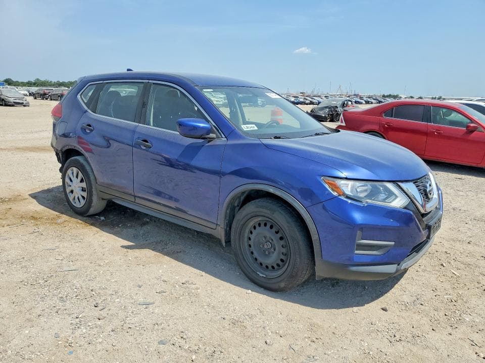 2017 NISSAN ROGUE S 4