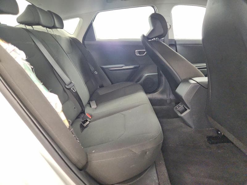 2026 KIA K4 LXS 10