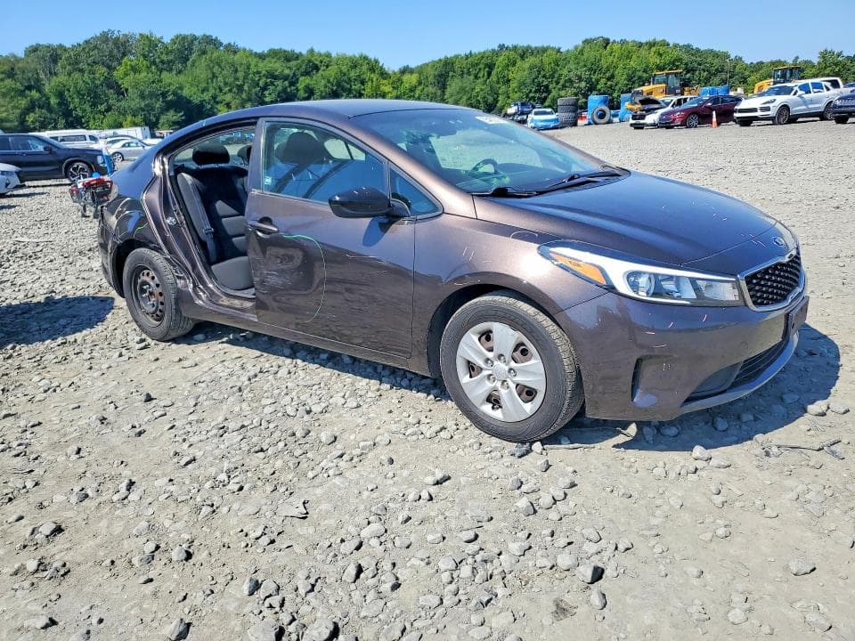 2017 KIA FORTE LX 4