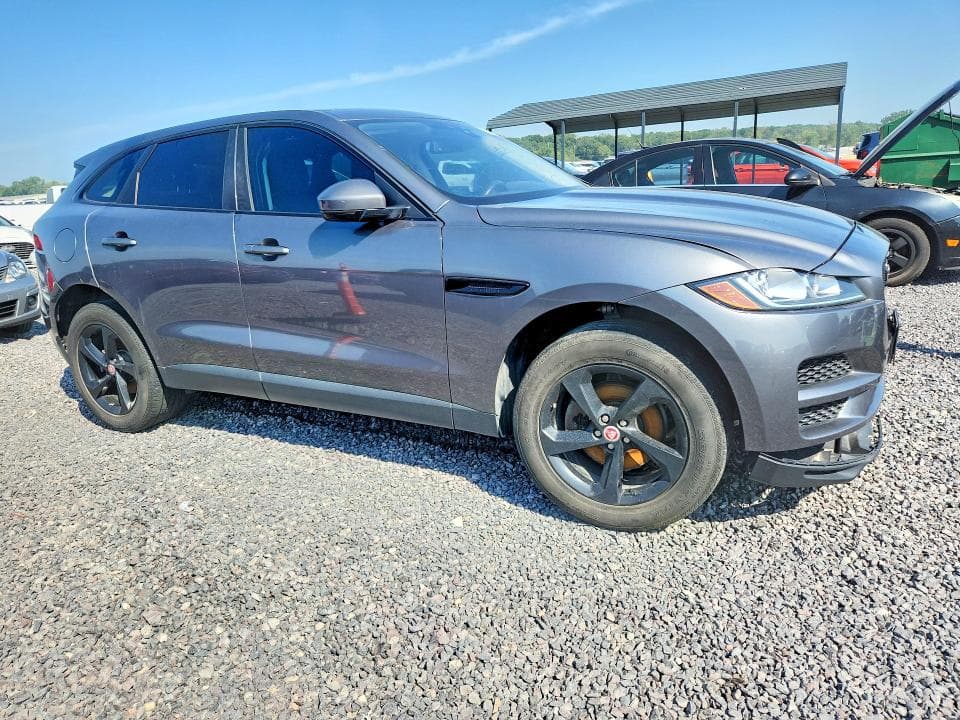 2018 JAGUAR F-PACE PREMIUM 4