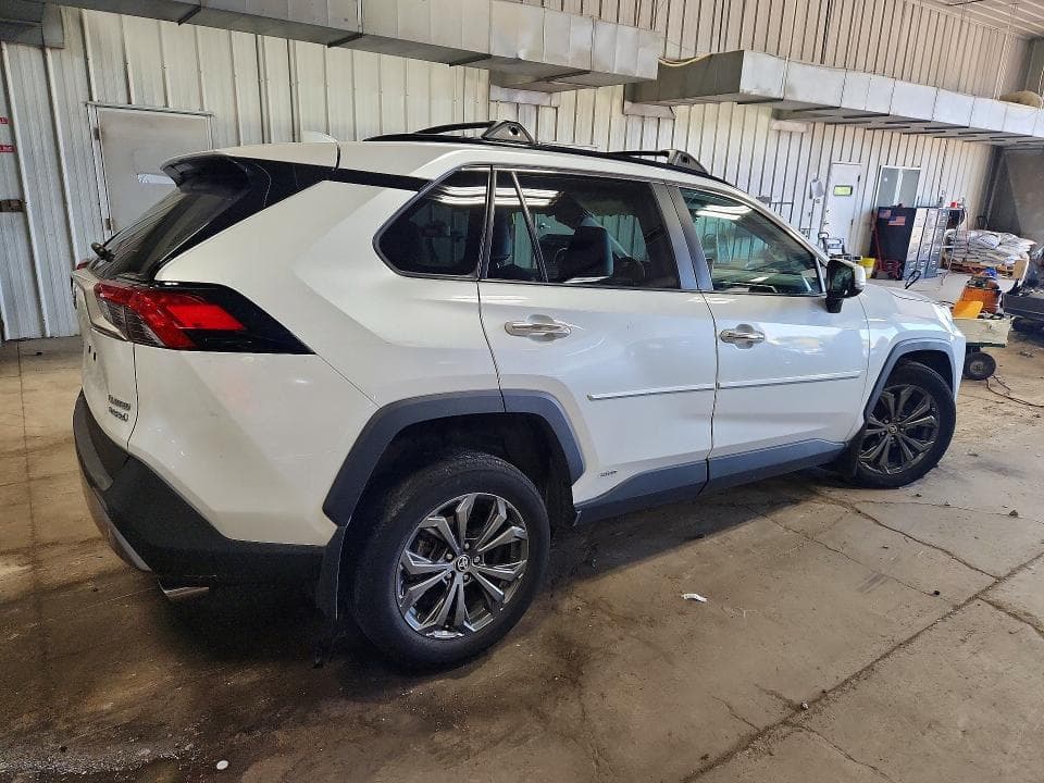 2024 TOYOTA RAV4 LIMITED 3