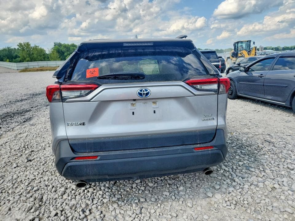 2020 TOYOTA RAV4 HYBRID XLE 6