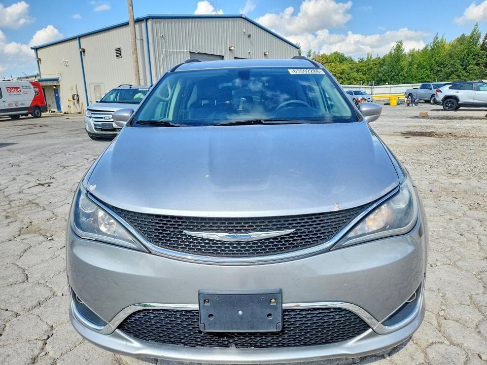 2018 CHRYSLER PACIFICA TOURING L 5