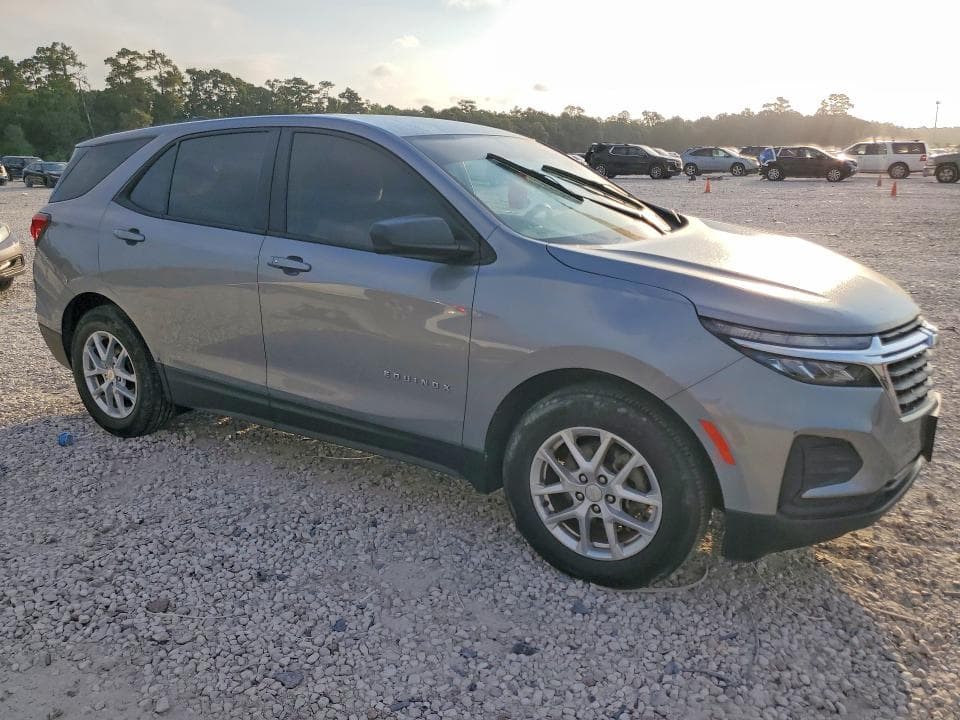 2023 CHEVROLET EQUINOX LS 4