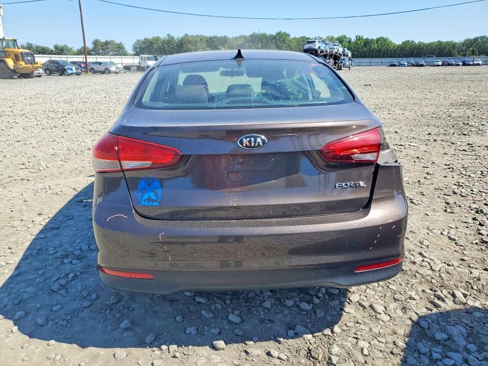 2017 KIA FORTE LX 6