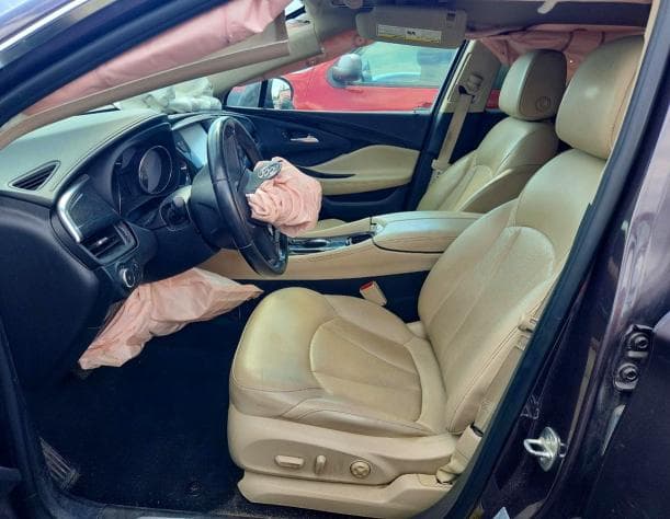2017 BUICK ENVISION ESSENCE 7