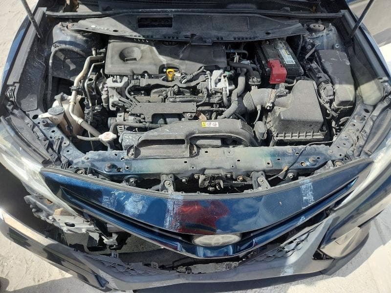 2018 TOYOTA CAMRY SE 11