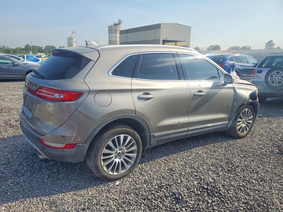 2017 LINCOLN MKC RESERVE 3