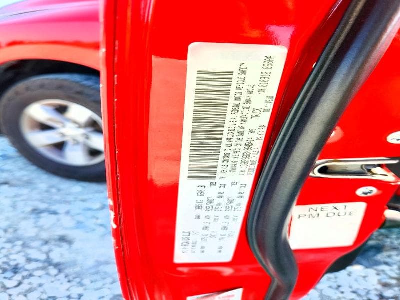 2017 RAM 1500 SLT 12