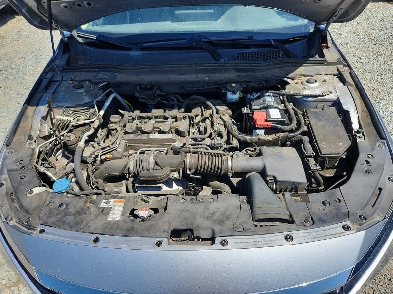 2018 HONDA ACCORD LX 11