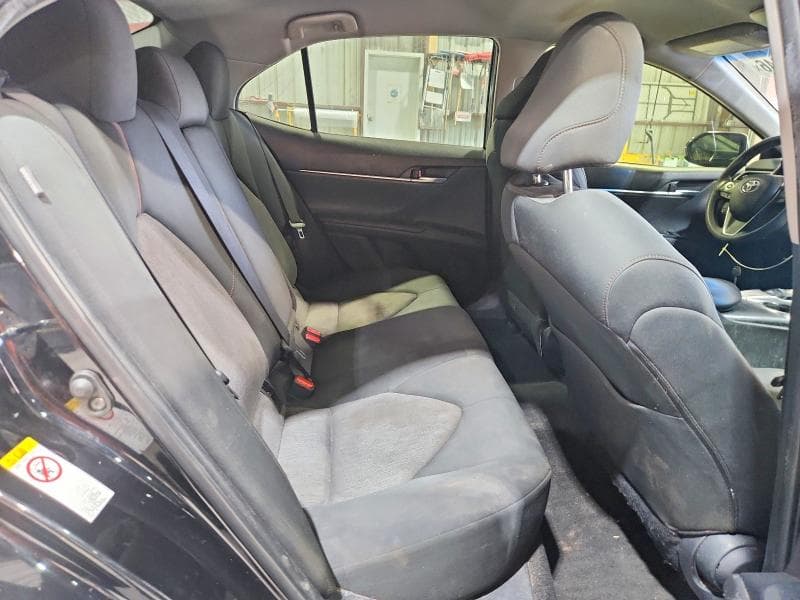 2018 TOYOTA CAMRY LE 10