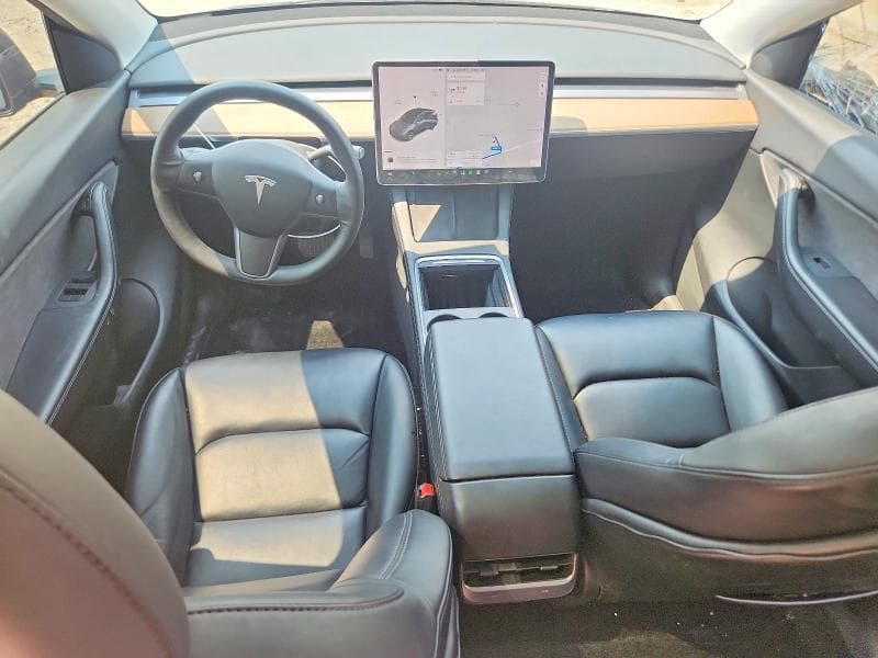2021 TESLA MODEL Y 8
