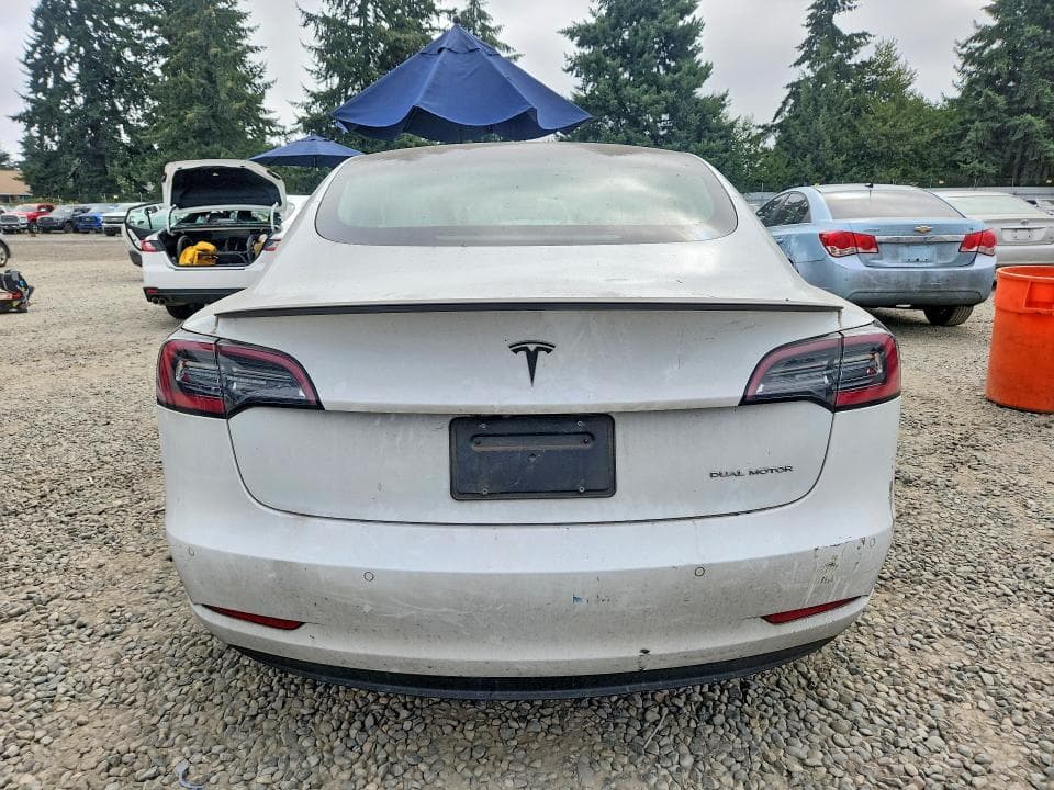 2020 TESLA MODEL 3 6