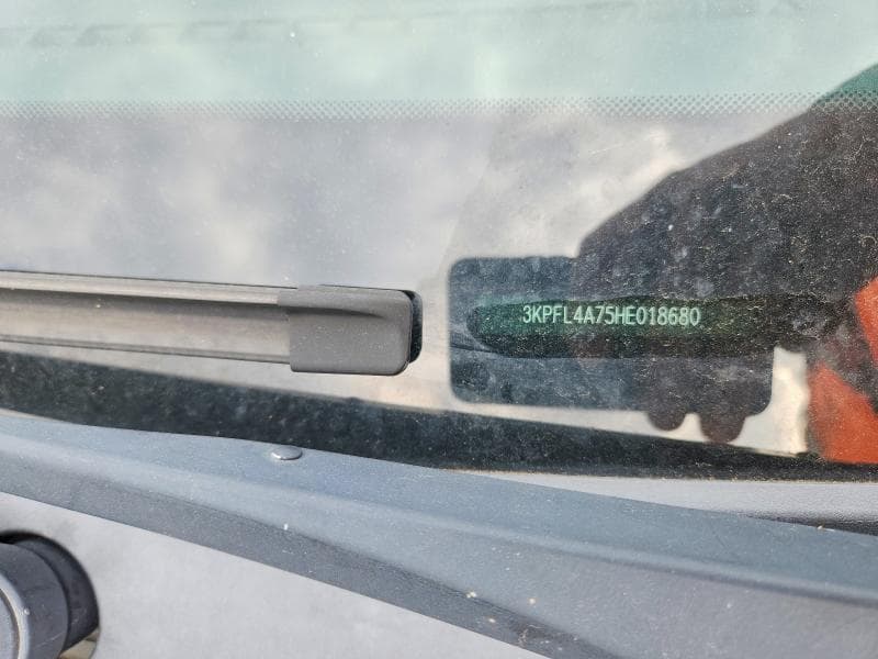 2017 KIA FORTE LX 12